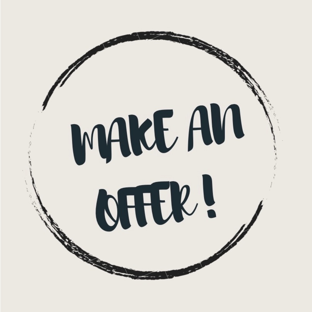Make an Offer! Always willing to Negotiate ✍🏻👠👜❤️